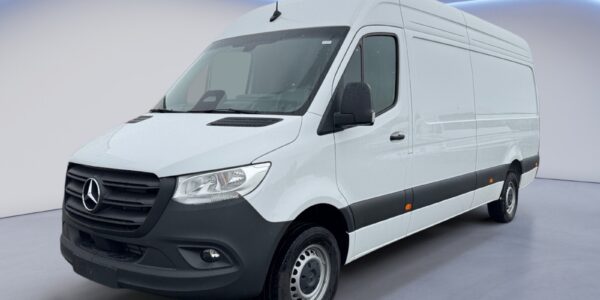 Mercedes-Benz Sprinter 2025